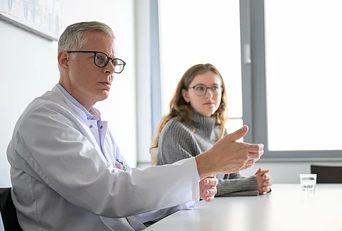 urn:newsml:dpa.com:20090101:260421-935-1292029