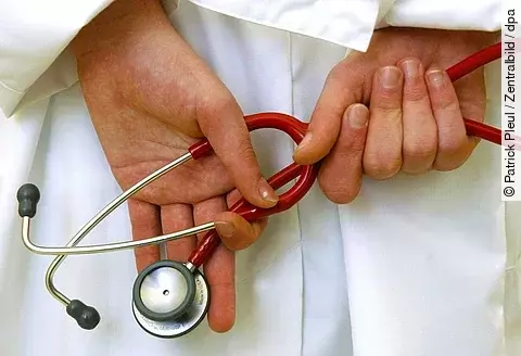 urn:newsml:dpa.com:20090101:250916-935-835400