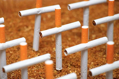 Zigaretten als Kreuze