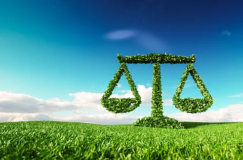 Die Waage darf nicht kippen: Arzniemittelverfügbarkeit und Gewässerschutz muss beides gedacht werden. Die Waage darf nicht kippen: Arzniemittelverfügbarkeit und Gewässerschutz muss beides gedacht werden.