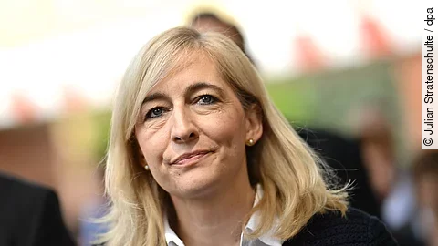 urn:newsml:dpa.com:20090101:250716-911-010535 Bundesgesundheitsministerin Nina Warken