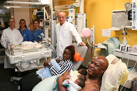 urn:newsml:dpa.com:20090101:251106-911-016687