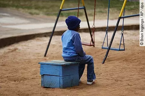 urn:newsml:dpa.com:20090101:251130-935-988467