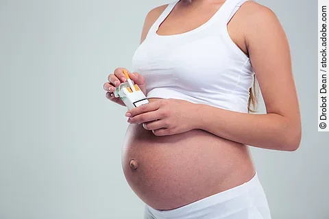 Schangere: Risiko von angeborenen Fehlbildungen durch Raucherentwöhnungsmedikamente